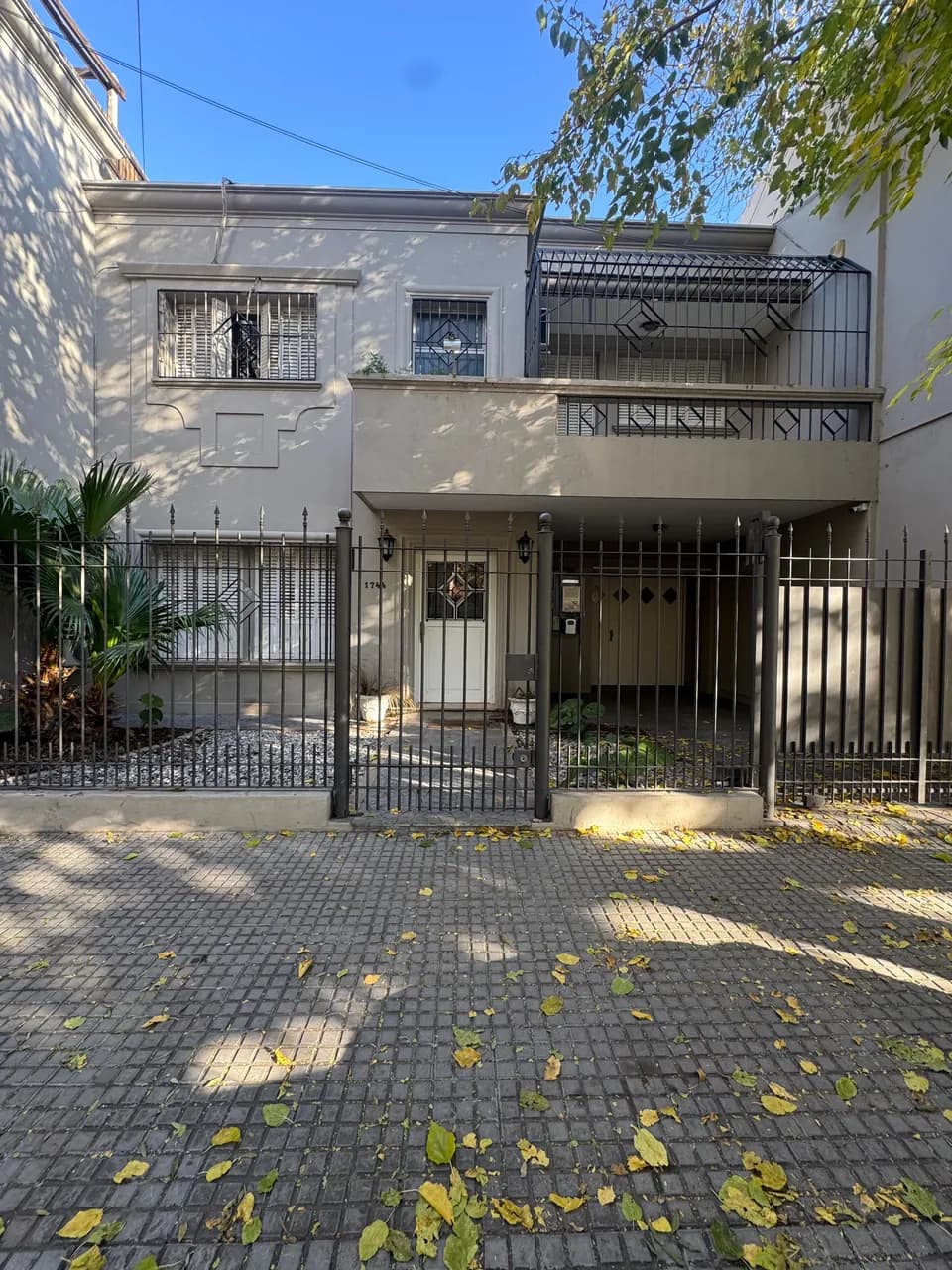 Casa 9 dorm. amoblada en Ciudad de Mendoza
