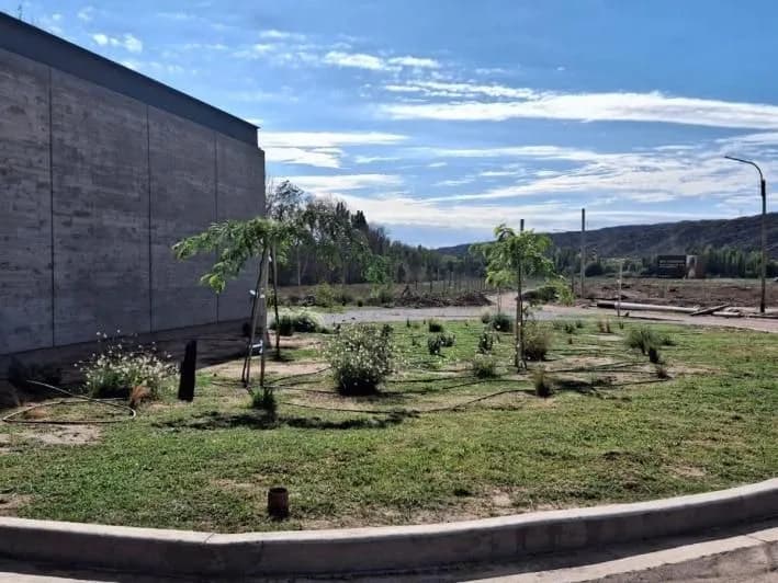 Lote 778 m² en Barrio Penta — Perdriel — foto 8
