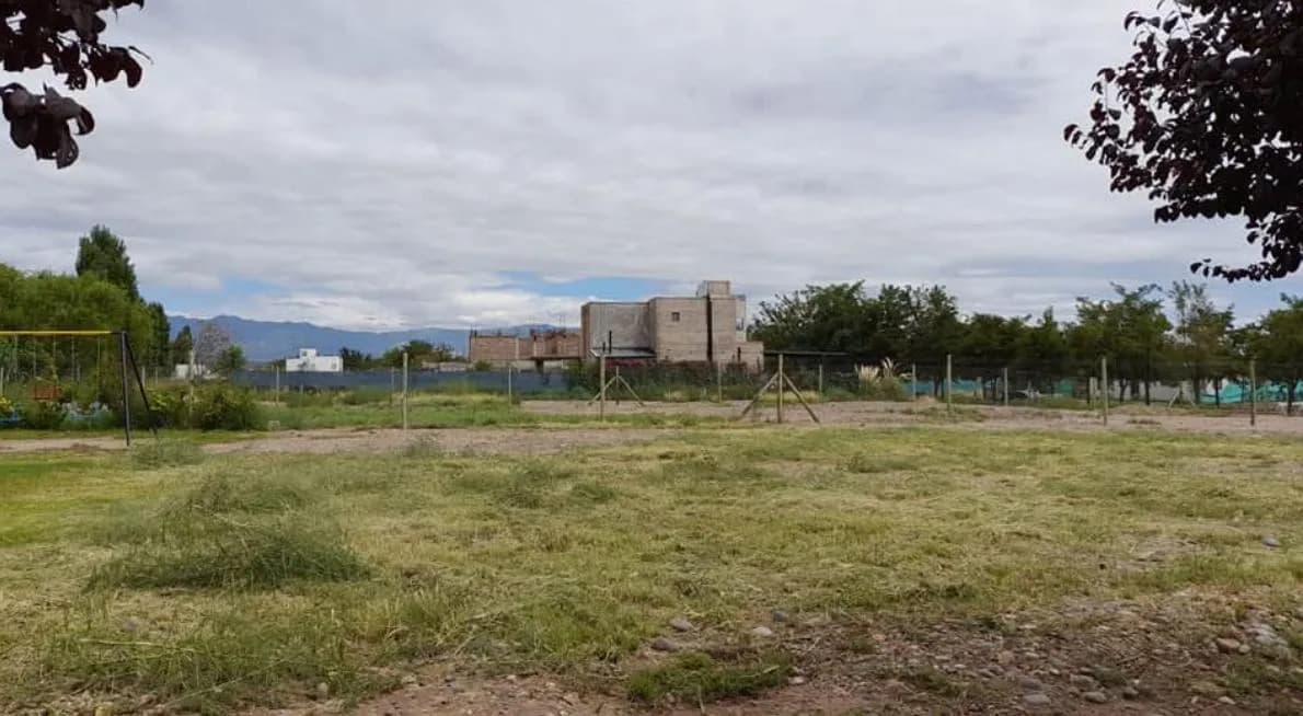 Lote 889 m² en Liceo Country — Maipú — foto 4