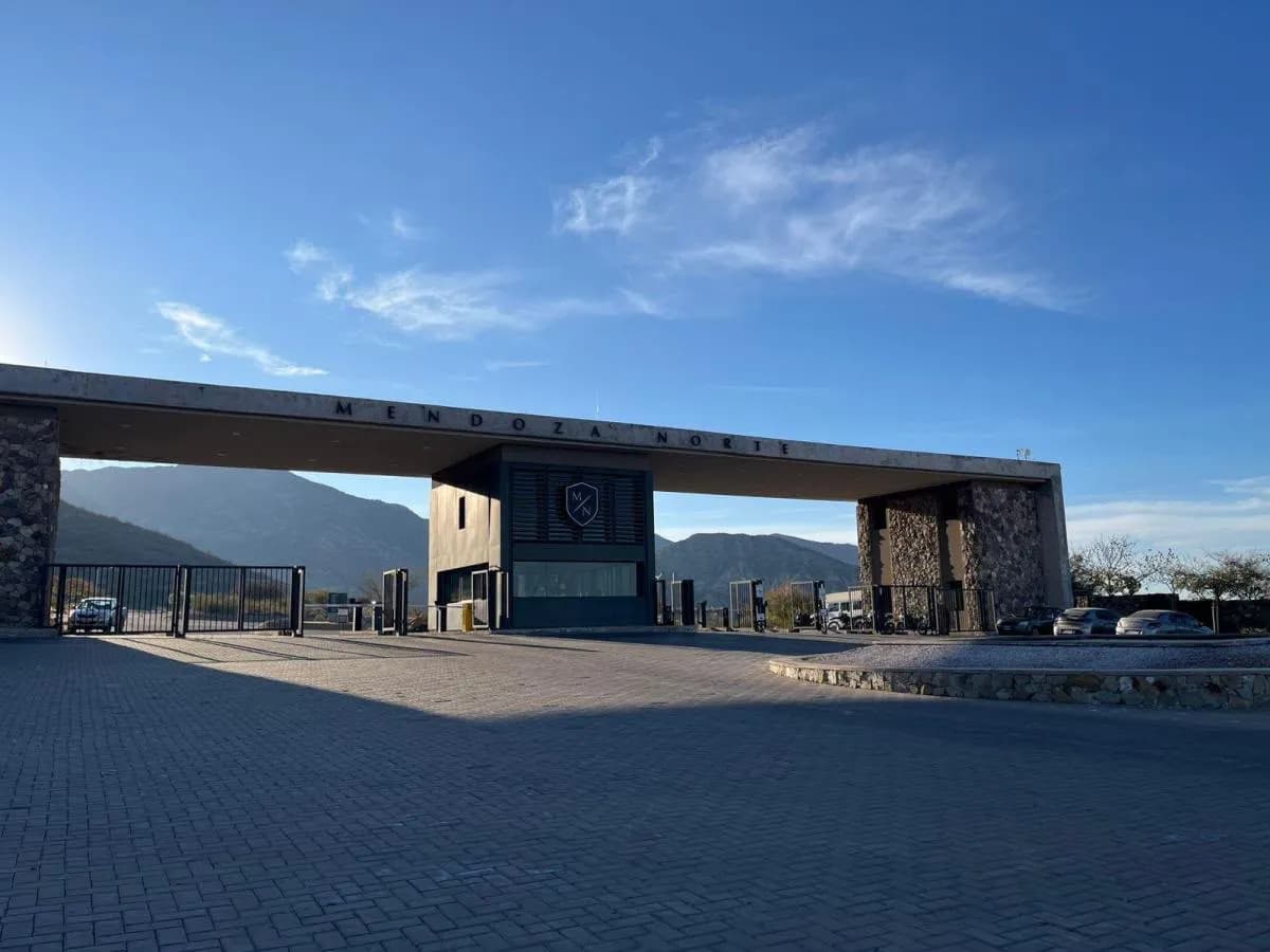 Lote 571 m² en Mendoza Norte, sector El Mirador — Las Heras — foto 3