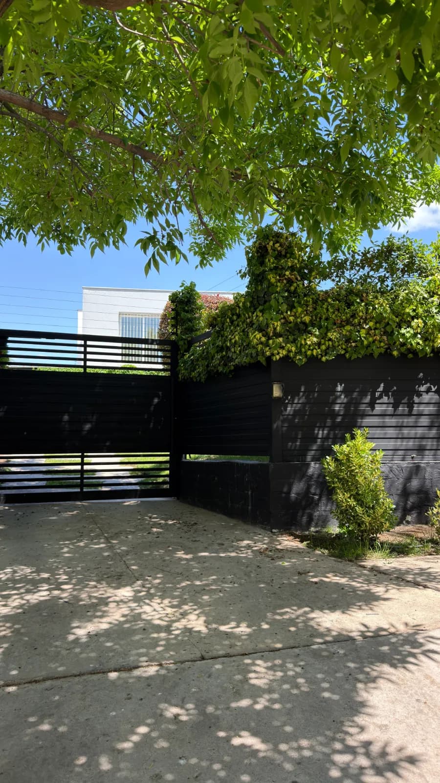 Casa 2 dorm. En Barrio Mirador Sur - Chacras de Coria — foto 1