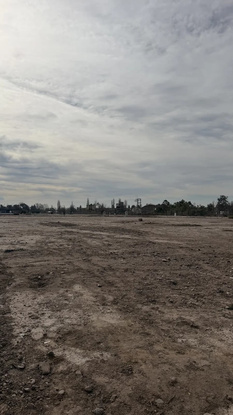 Lote 649 m² en Icon Besares — Chacras de Coria — foto 5