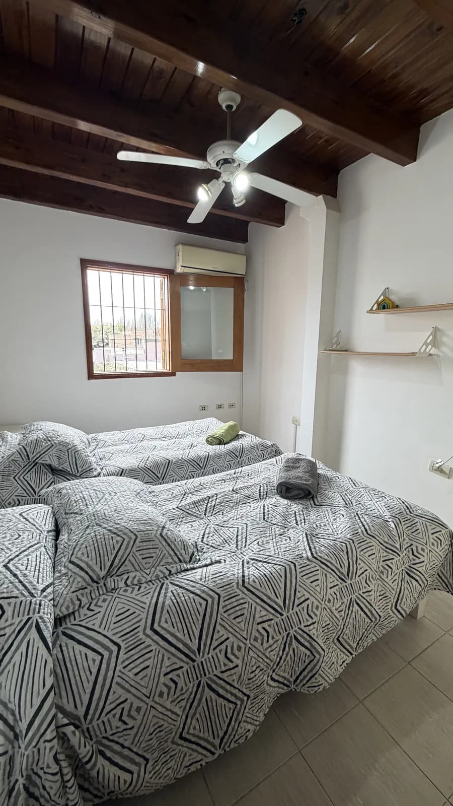 Casa 3 dorm. + estudio en Barrio El Benteveo — Chacras de Coria — foto 11