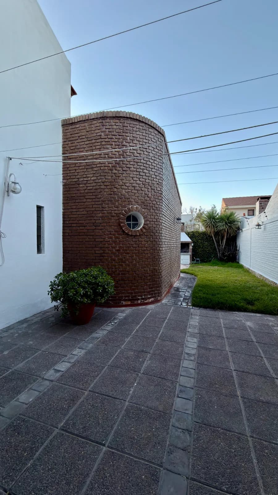 Casa 4 dorm. + estudio en Peltier — Godoy Cruz — foto 13